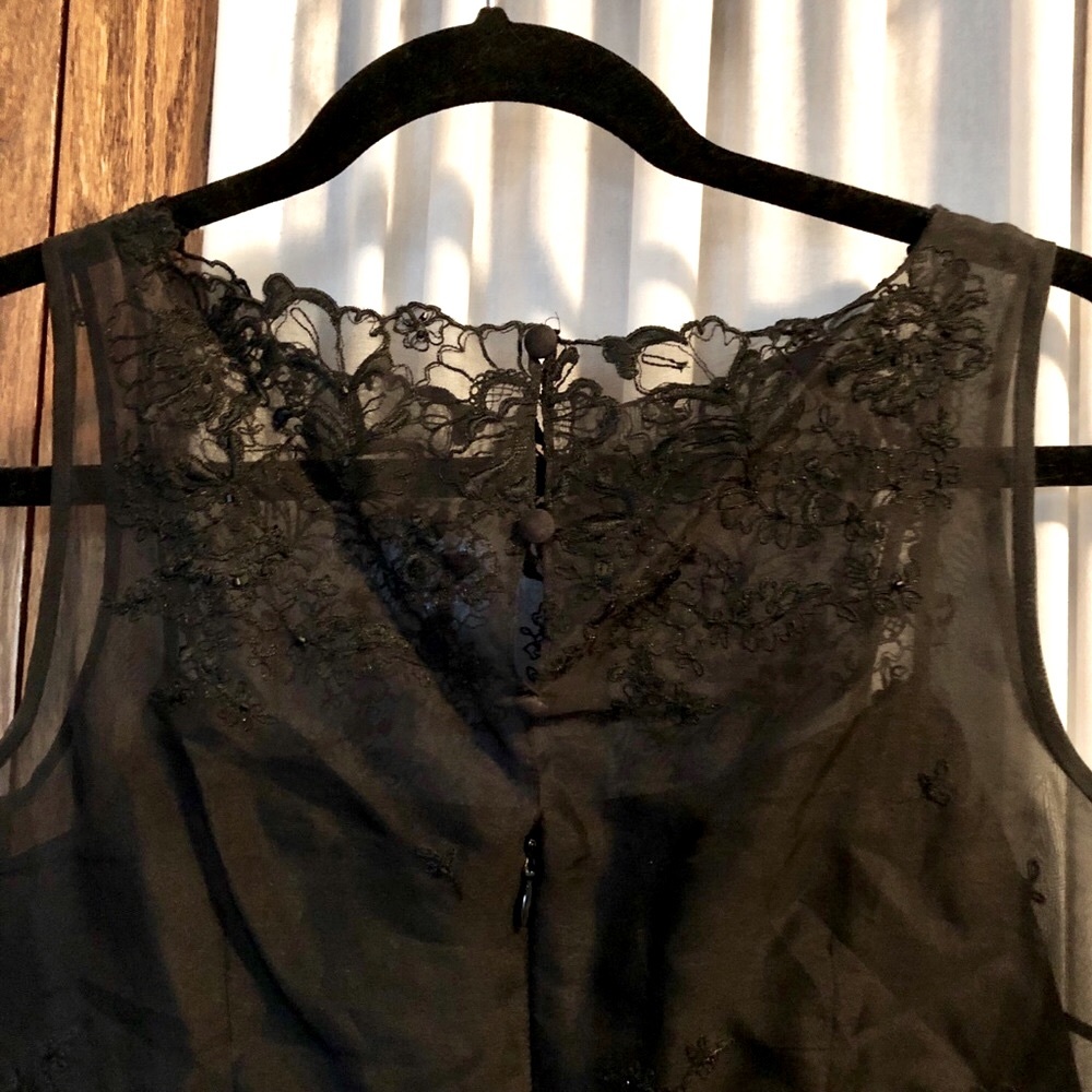 Ann Taylor Sleeveless Black Embroidered Silk Dress - Picture 3 of 9